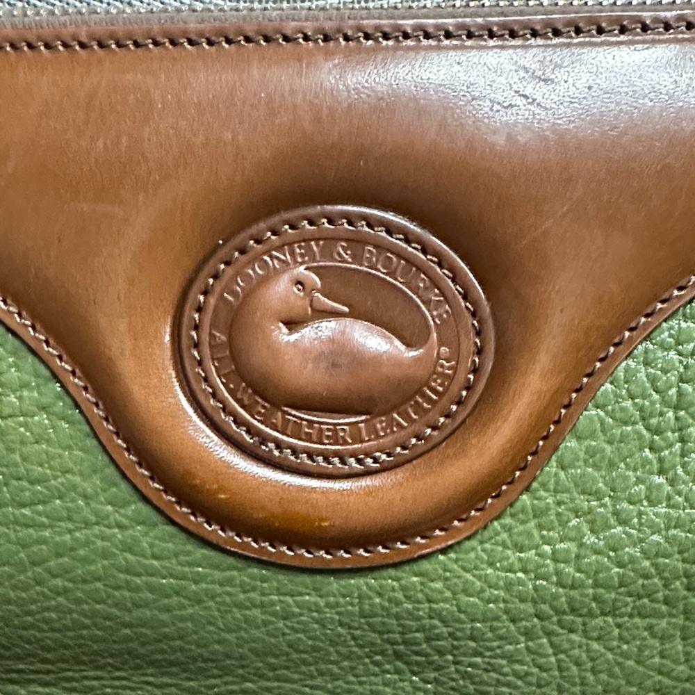 Dooney & Bourke Green and Tan Leather Crossbody Bag - Picture 3 of 15